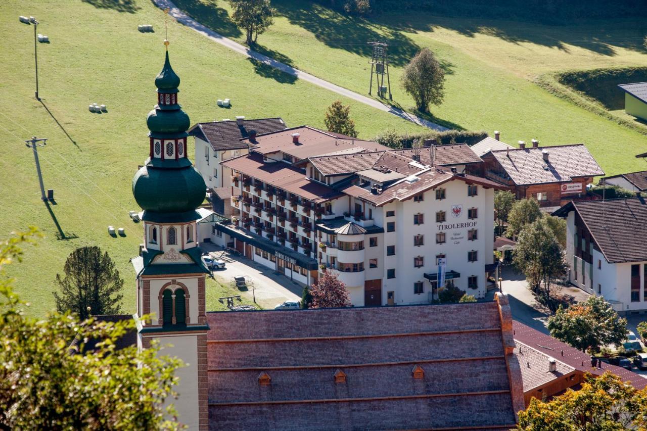 Landhotel Tirolerhof Oberau Eksteriør billede