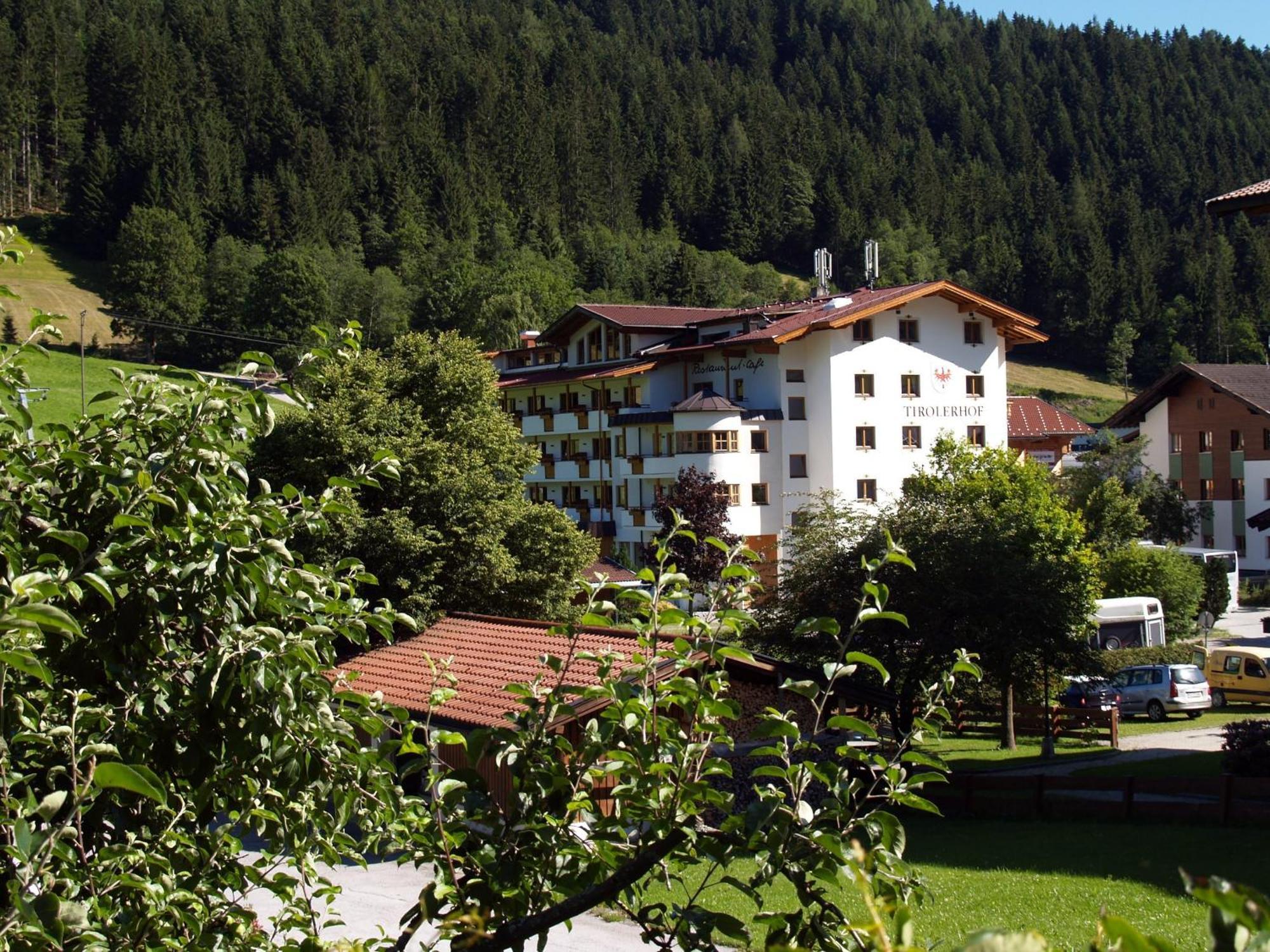 Landhotel Tirolerhof Oberau Eksteriør billede